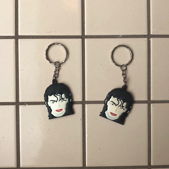 Michael Jackson chain (1) - Picture 3 of 5